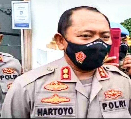 Foto: Wakil Kepolisian Resor Kota Besar Surabaya. Ajun komisaris Besar Polisi Hartoyo (detikNews/Okik)