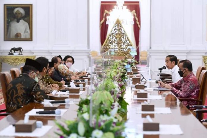 Foto: Presiden Joko Widodo menerima Aliansi Penyelenggara Pendidikan Indonesia di Istana Merdeka (dok.istimewa)