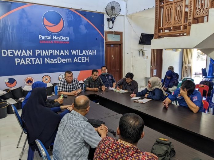 Anggota DPRK Band Aceh melakukan rapat persiapan acara seremoni 17 Agustus (dok.istimewa)