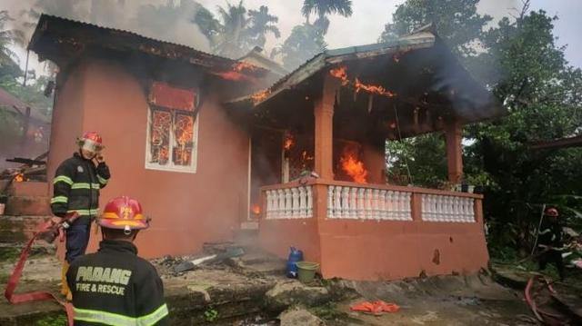 Si Jago Merah Kembali Lalap Satu Unit Rumah di Kota Padang