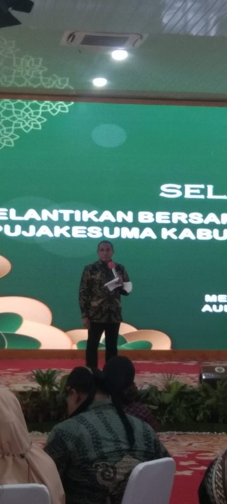 Keterangan foto : Gubernur Sumatera Utara Edy Ramayadi saat memberikan kata sambutan dan arahan pelantikan PD PKB Pujakesuma ( foto/Joko )