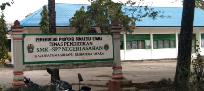 Sekolah Menengah Kejuruan Negri Sekolah Pertanian dan Perkebunan ( SMKN SPP ) Rawang Kabupaten Asahan. ( foto/Joko )